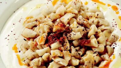 İzmir mantısı nasıl yapılır?