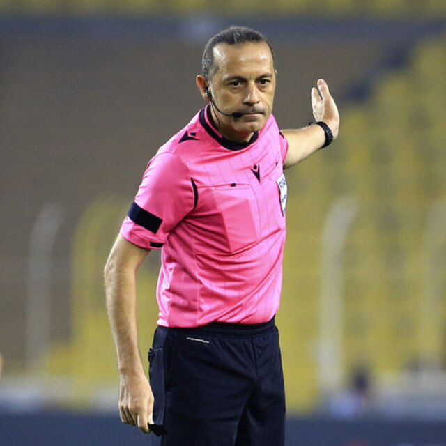 Çakır ve Göçek'e UEFA'dan görev