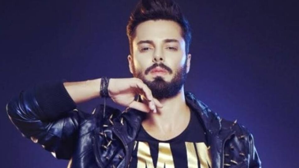 Şarkıcı Bulut Duman'a silahlı saldırı!