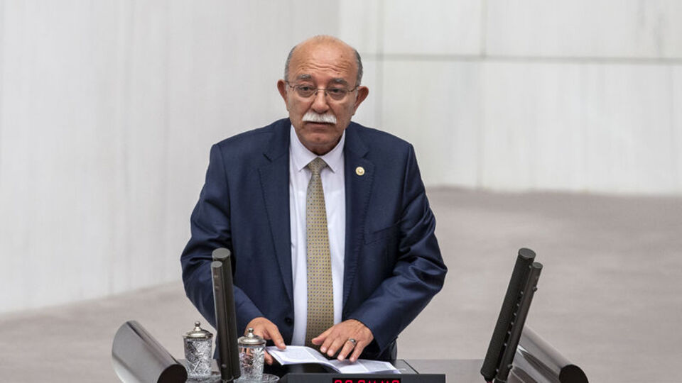 İsmail Koncuk kimdir?