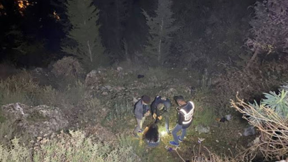 Seyir tepesinden düşen kadın yaralandı