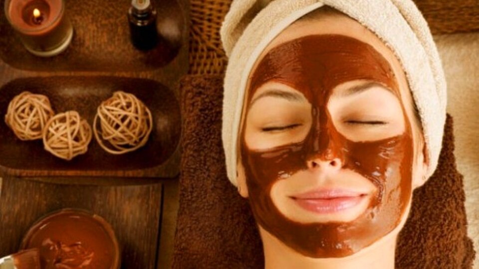 Yüz yumuşatıcı maske tarifleri