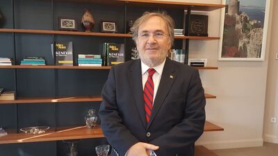 Prof. Dr. İbrahim Saraçoğlu kimdir?