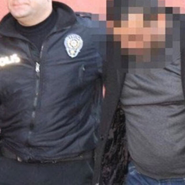 Öz kızına cinsel istismardan 30 yıl hapis cezası alan babaya FETÖ'den 2 yıl hapis