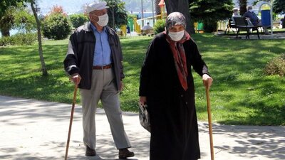 65 yaş üstü sokağa çıkma yasağı saatleri!