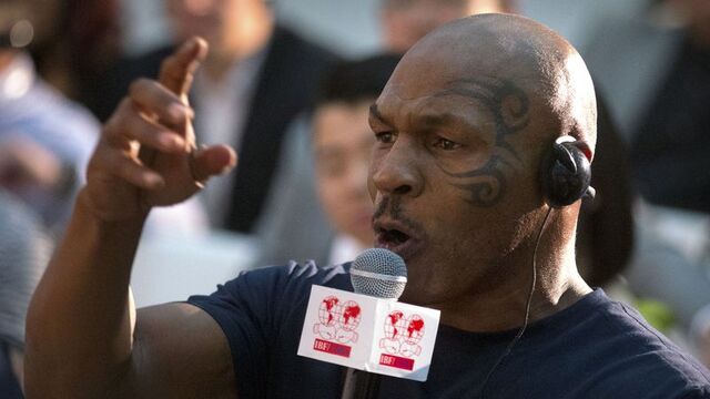 Mike Tyson ringe dönüyor