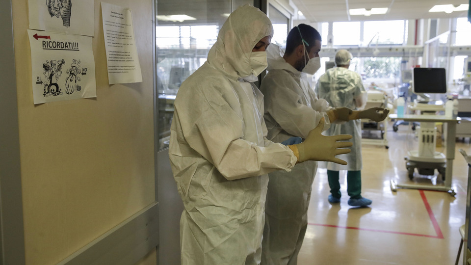 Koronavirüste yeni hasta sayısı 4215