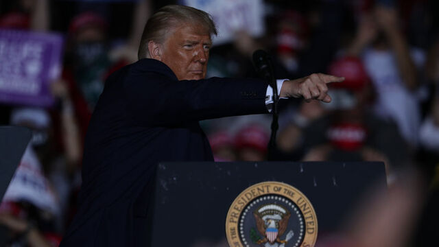 Trump Wisconsin'in iki bölgesinde oyların yeniden sayılması için dava açtı
