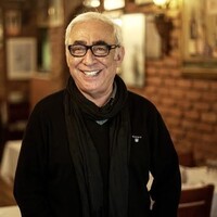 Şener Şen'den haber var