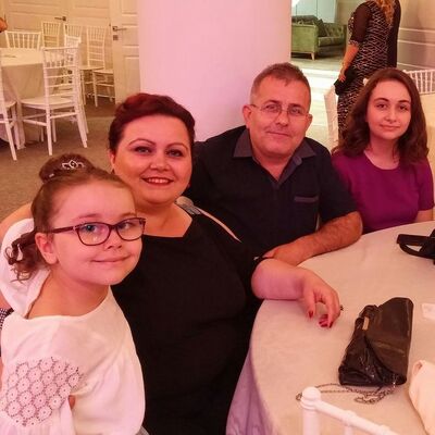 2 çocuk annesi hemşire koronaya yenildi