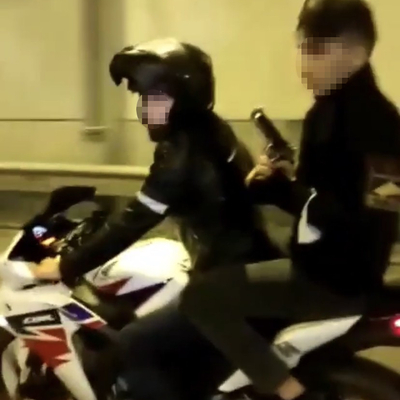 Trafikte korku dolu anlar!