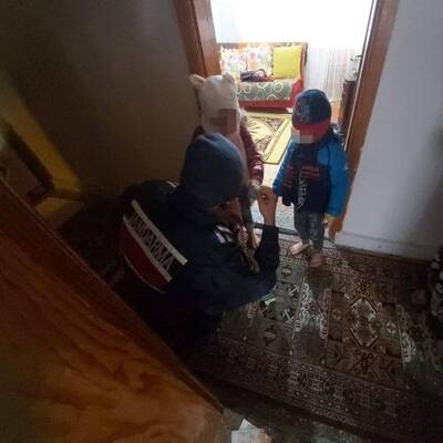 Çocuklarını kaçırdı, yerini söyleyeni vurdu