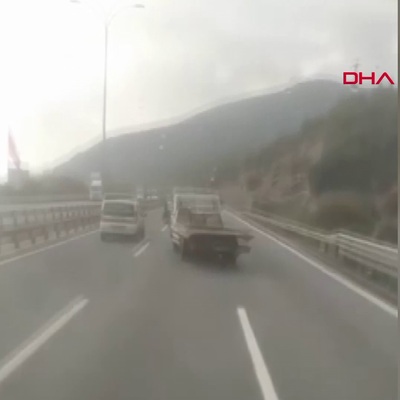 TEM Otoyolu'nda çekici dehşeti!