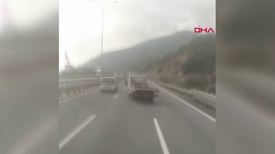 TEM Otoyolu'nda çekici dehşeti!