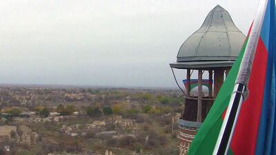 Ağdam'a Azerbaycan bayrağı