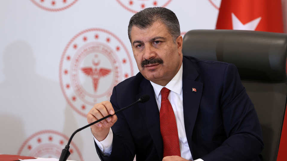 Bakan Koca: O firmaya ruhsat vermek isteyen kişiyi görevden aldım