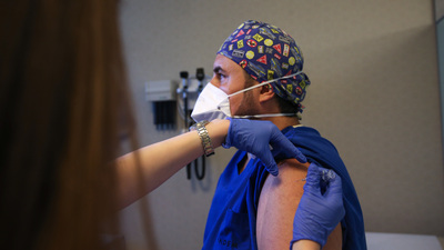 Koronavirüs aşısı çalışmaları vatandaşların kullanımına açıldı