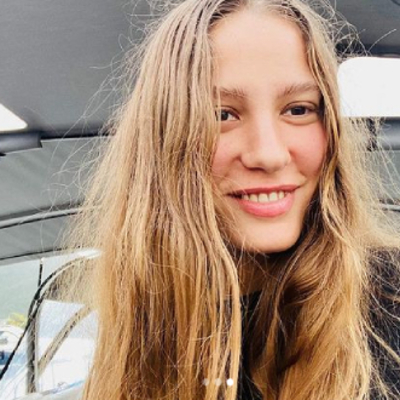 Sıfır makyaj Serenay