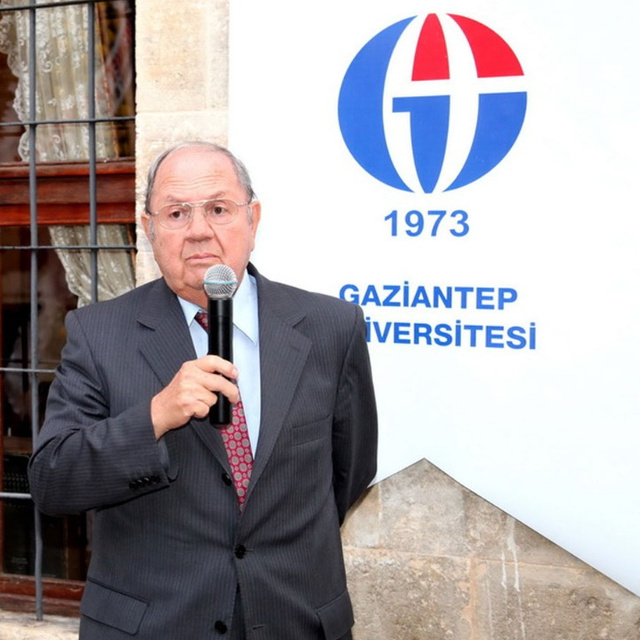 Bakan Koca'dan Prof. Dr. Asım Cenani için başsağlığı mesajı