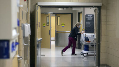 ABD'de hastane kapasiteleri dolmak üzere