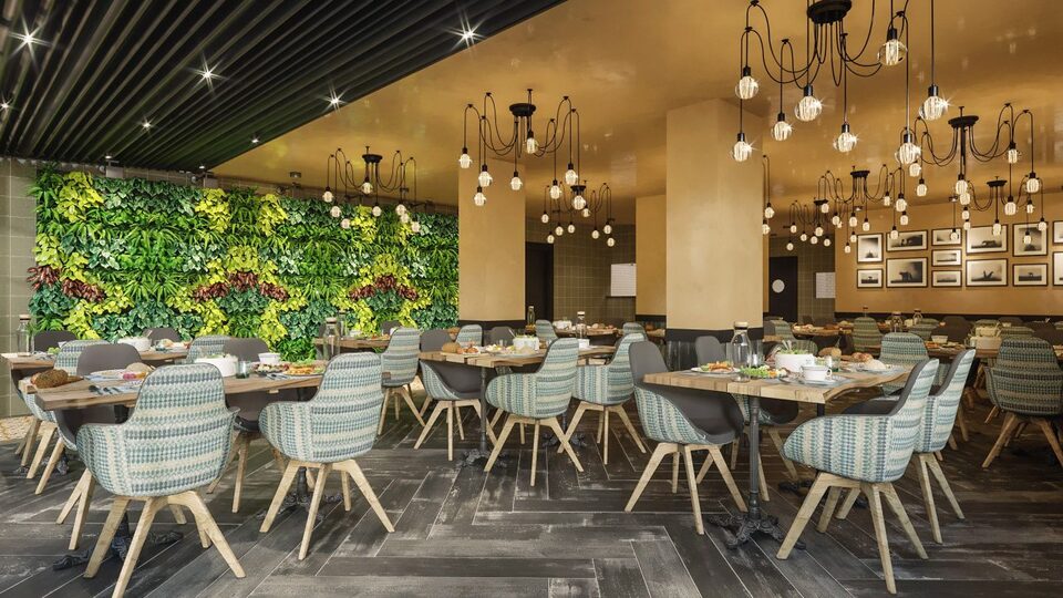 Kafeler ve restoranlar bugün açık mı?