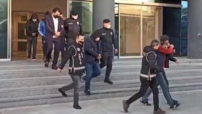 "Dublör" ile tapu değiştiren çete!