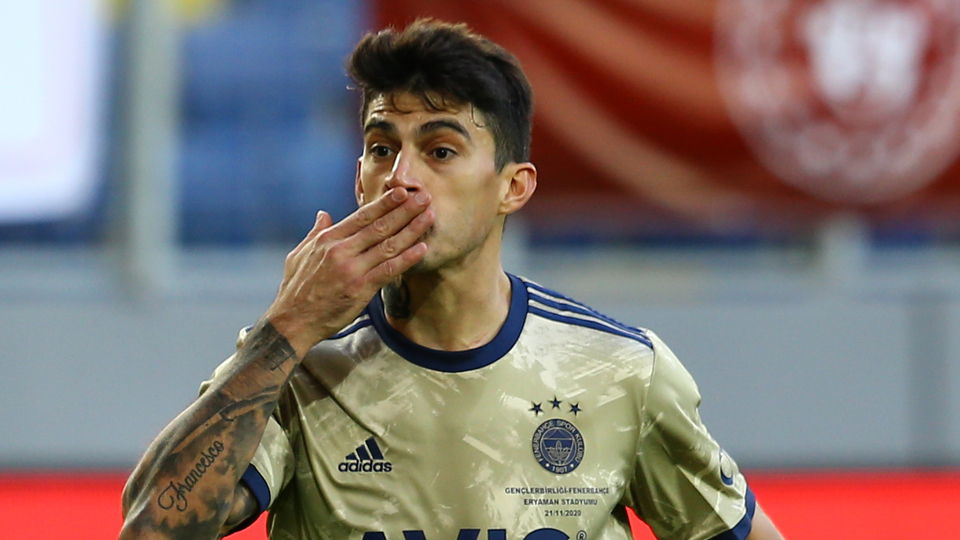 Perotti sahnede!