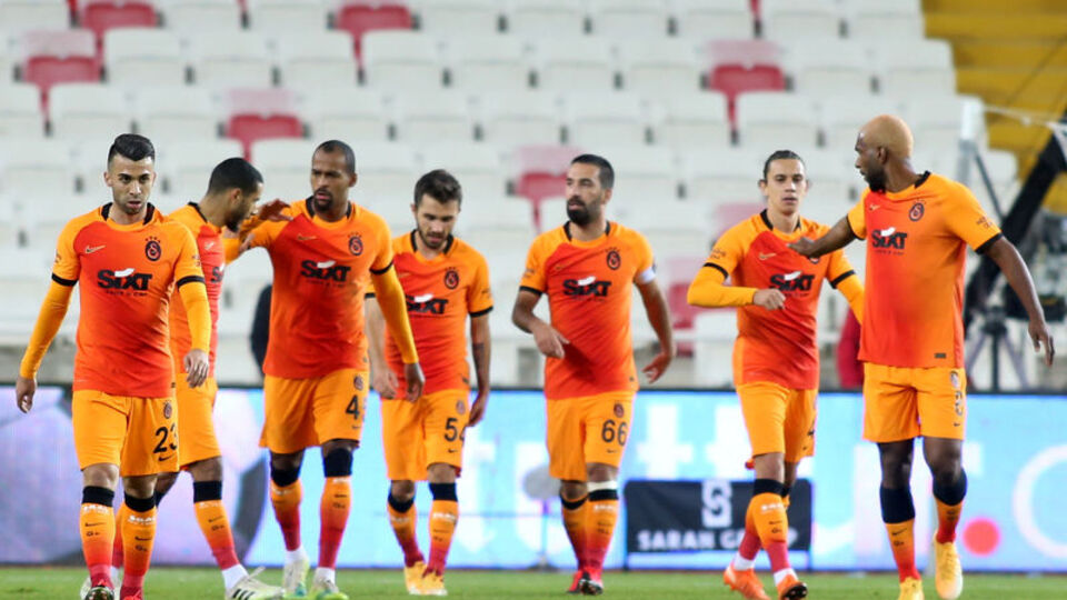 Galatasaray'da 9 eksik var