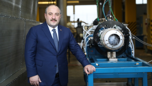 Milli Turbojet Motoru'nu test etti