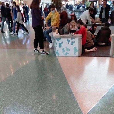 Burası bir AVM! Ölüm böyle geliyor!