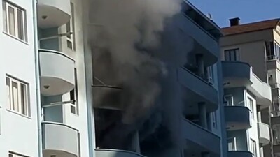 Dört katlı apartmanda can pazarı!