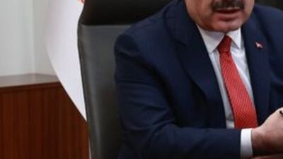 Bakan Koca'dan 'evden çıkmayın' çağrısı