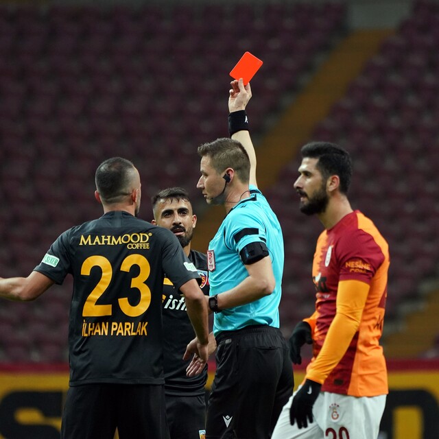 "Kırmızı kartı hak etmedim"