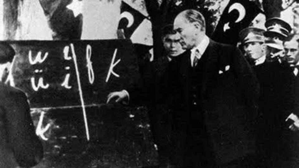 Bu yıl uzaktan da olsa ellerinizden öpüyoruz