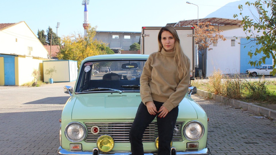 Tüm teklifleri reddetti... Gözü gibi bakıyor!