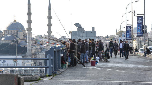 Galata'da ürküten görüntü!