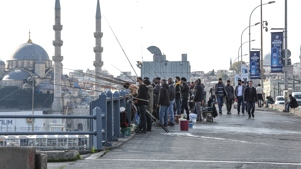 Galata'da ürküten görüntü!