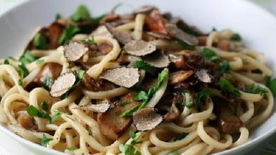 Trüf mantarlı parmesanlı makarna nasıl yapılır?