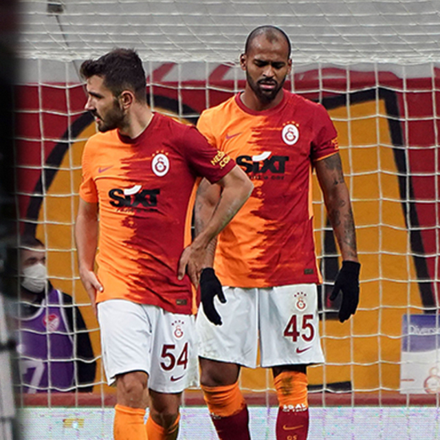 "Çok kötüsün... Buna hakkın yok..."