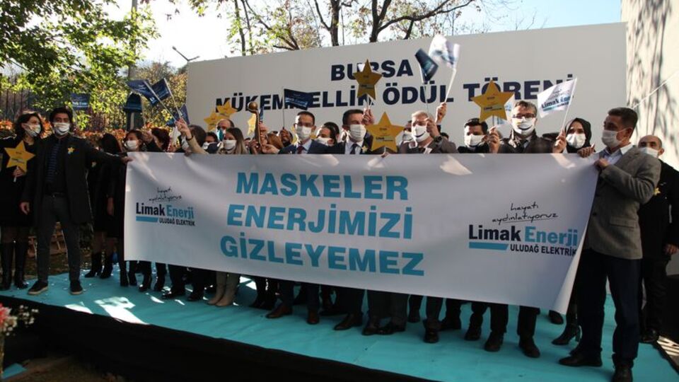 Bursa'dan Mükemmellik Başarı Ödülü aldı