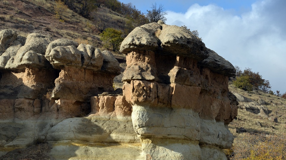 Nevşehir'in peribacalarını andırsa da burası Bingöl!