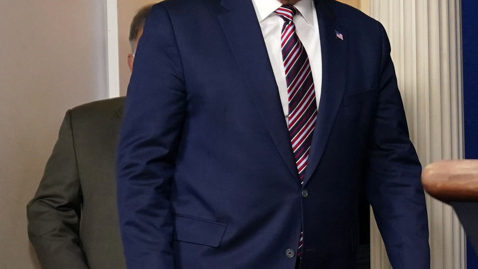 Trump seçimin kazananı olduğunu söylemeyi sürdürüyor!