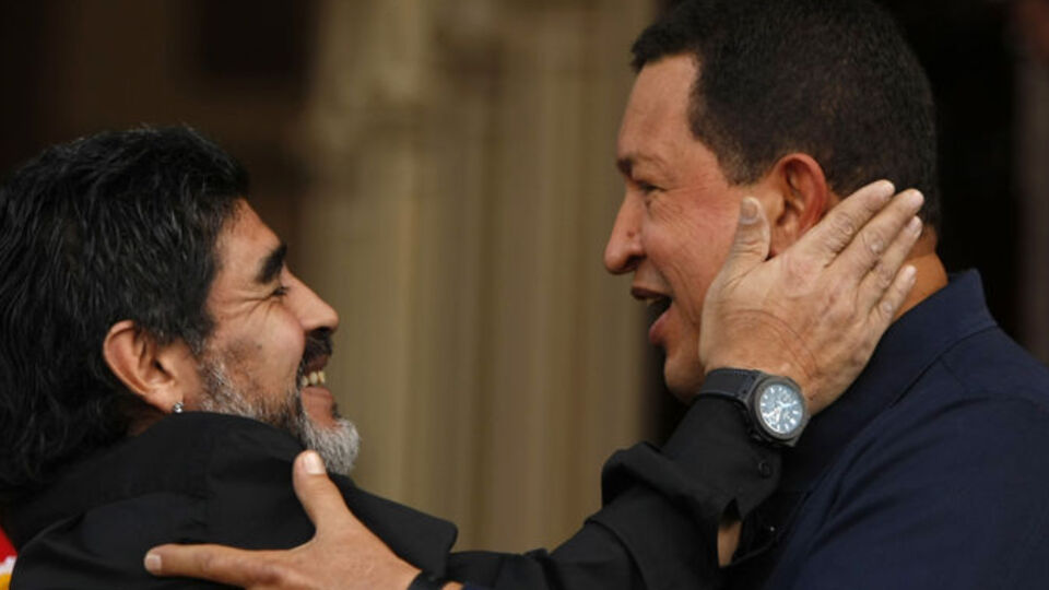 Maduro'dan Maradona için taziye mesajı