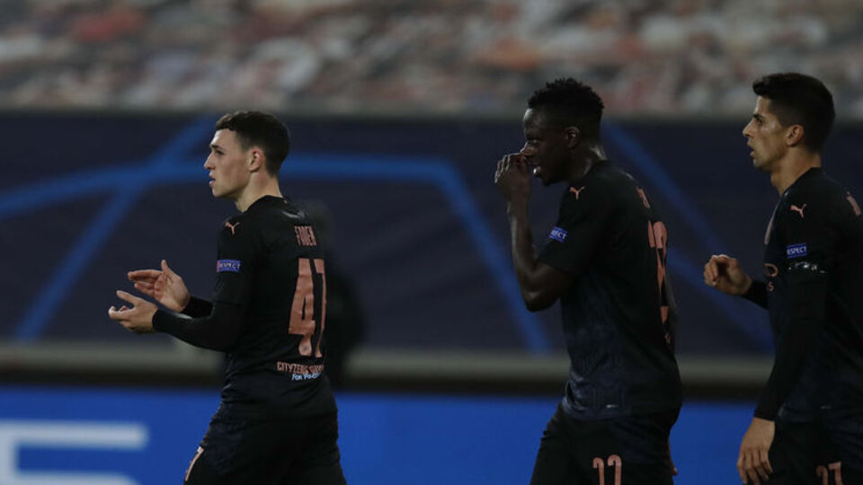 Manchester City bir üst turda!