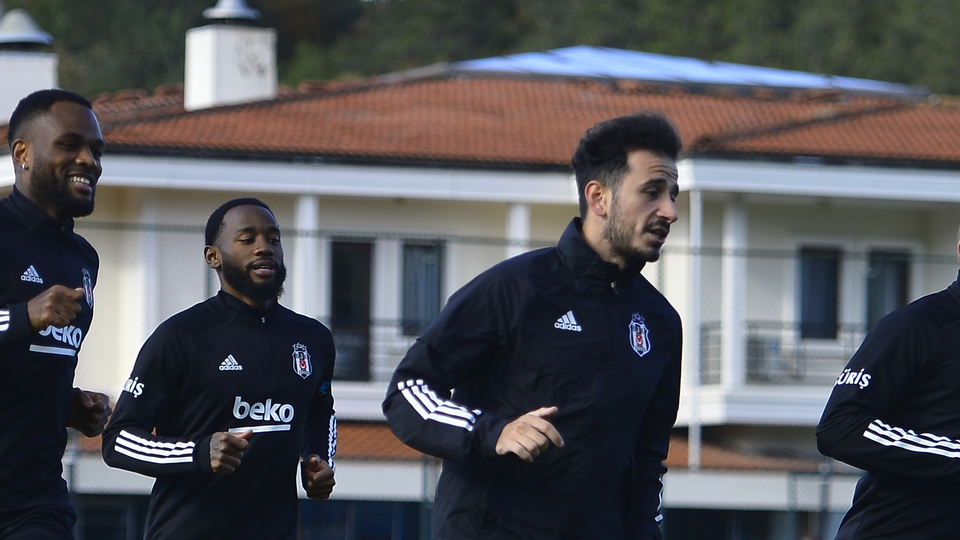 Ahmet Nur Çebi antrenmanı izledi