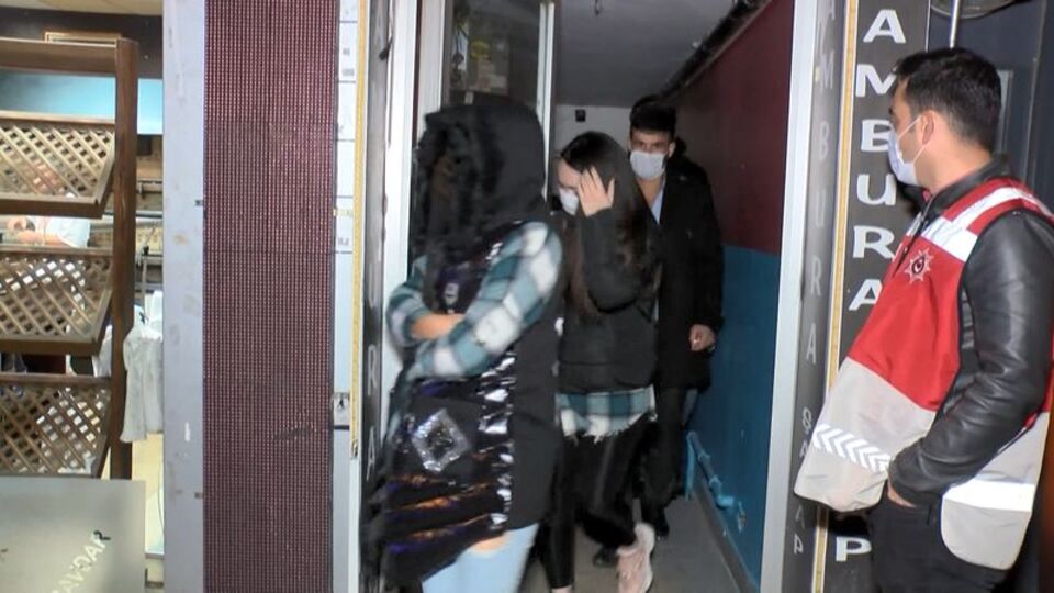 Korona eğlencesine mühür engel olamadı