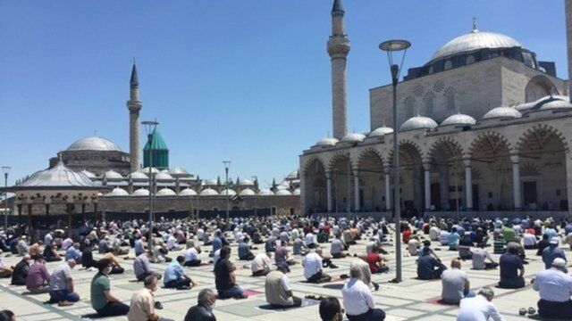 27 Kasım Cuma namazı saat kaçta?