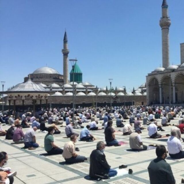 27 Kasım Cuma namazı saat kaçta?