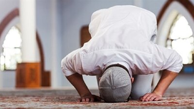 Cuma namazı nasıl kılınır?