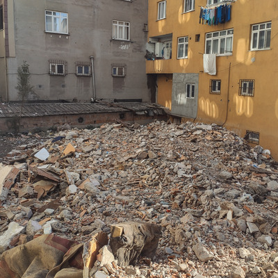 Metruk binada korkunç katliam!